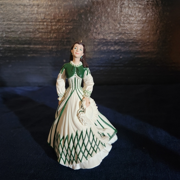 5 Hallmark Keepsake Gone with the Wind Ornaments 1 Avon - Picture 2 of 4